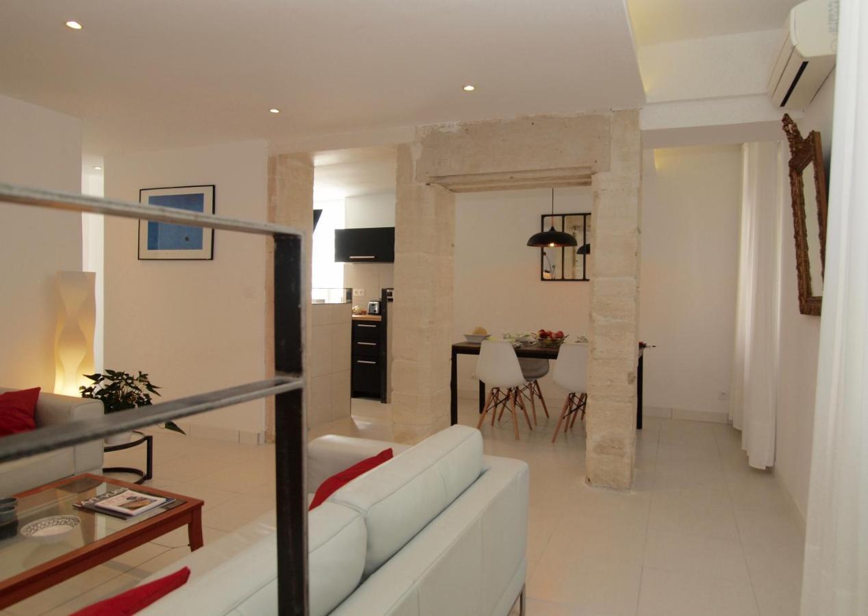 Le 26 Apartment Nimes Exterior photo